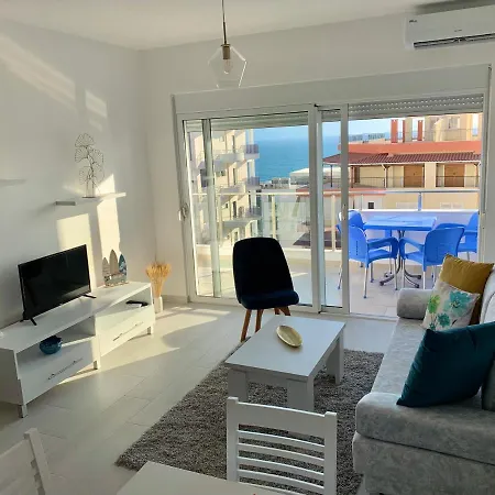Apartment D&r's Summer Home!